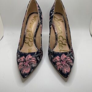Sam Edelman Navy Floral Pointed Toe Pump